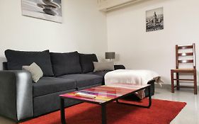 Appartement A 2 Minutes Du Centre Ville Avec Climatisation