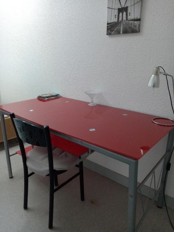 Appartement A 2 Minutes Du Centre Ville Avec Climatisation Périgueux Buitenkant foto